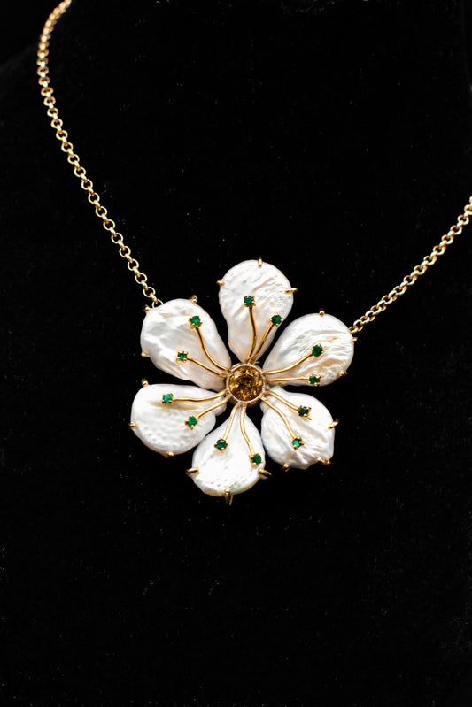 Birth Flower Pendant Necklace gold chain
